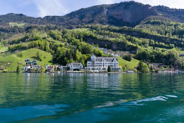 Riadenie výkonu: Synergia strategického plánovania a operatívneho riadenia výkonu